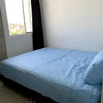 Encantador apto con piscina cerca al mar